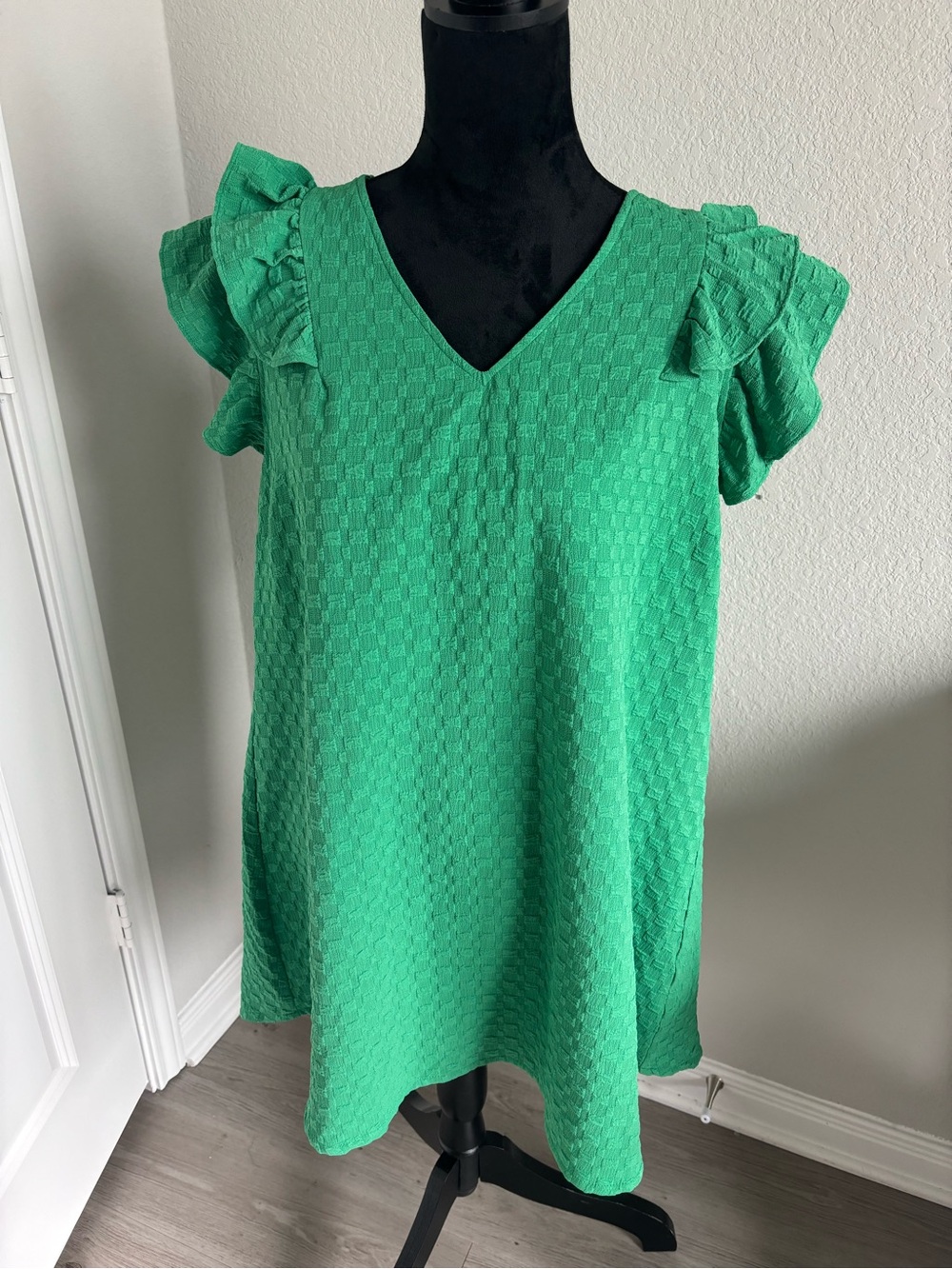 Umgee Green Ruffle Sleeve Dress Size Medium